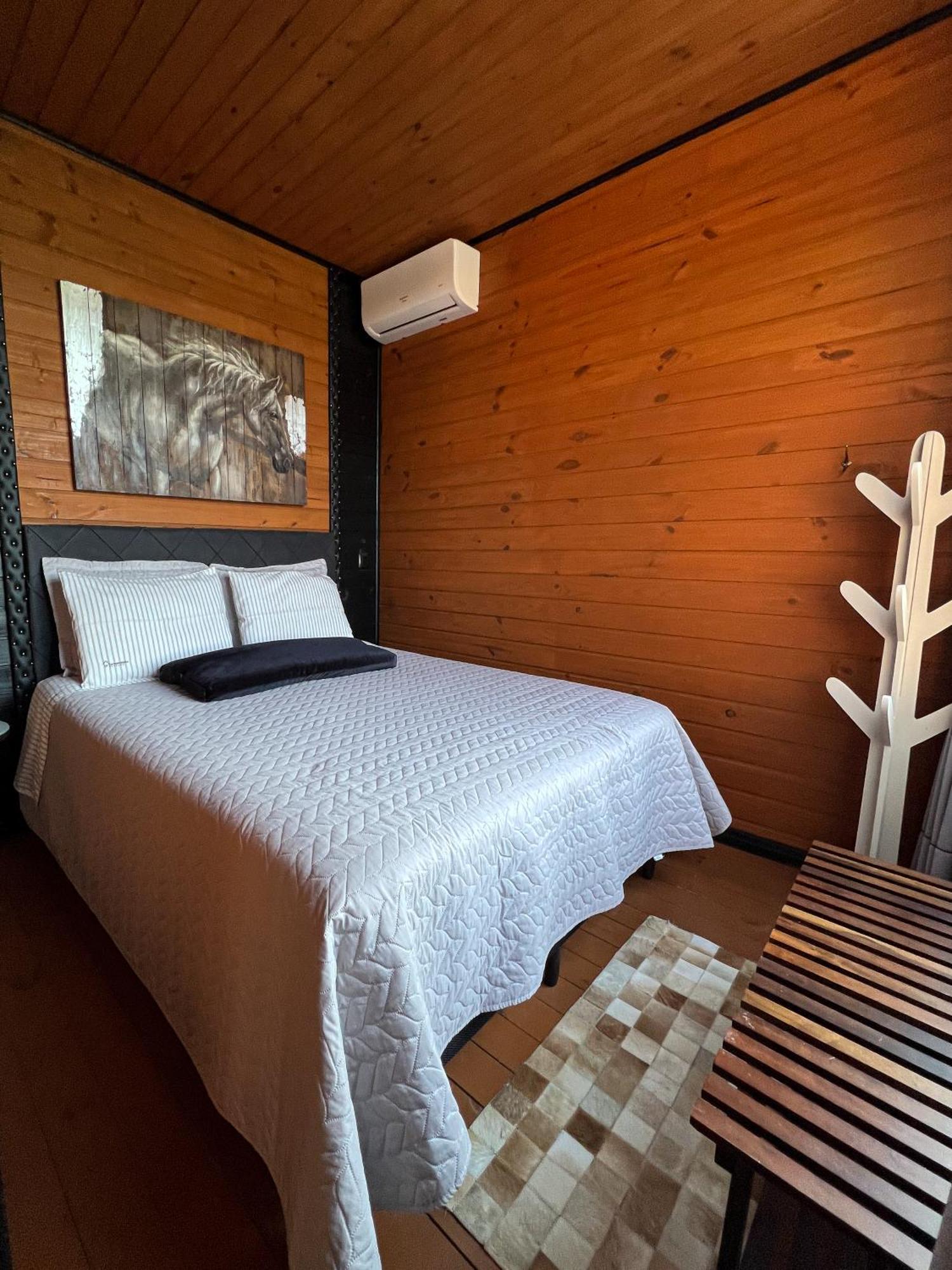 Cabana Horses La Contemporanea Proximo A Cidade E Vista Ponto Turistico Pedra Morro Do Campestre Урубиси Екстериор снимка